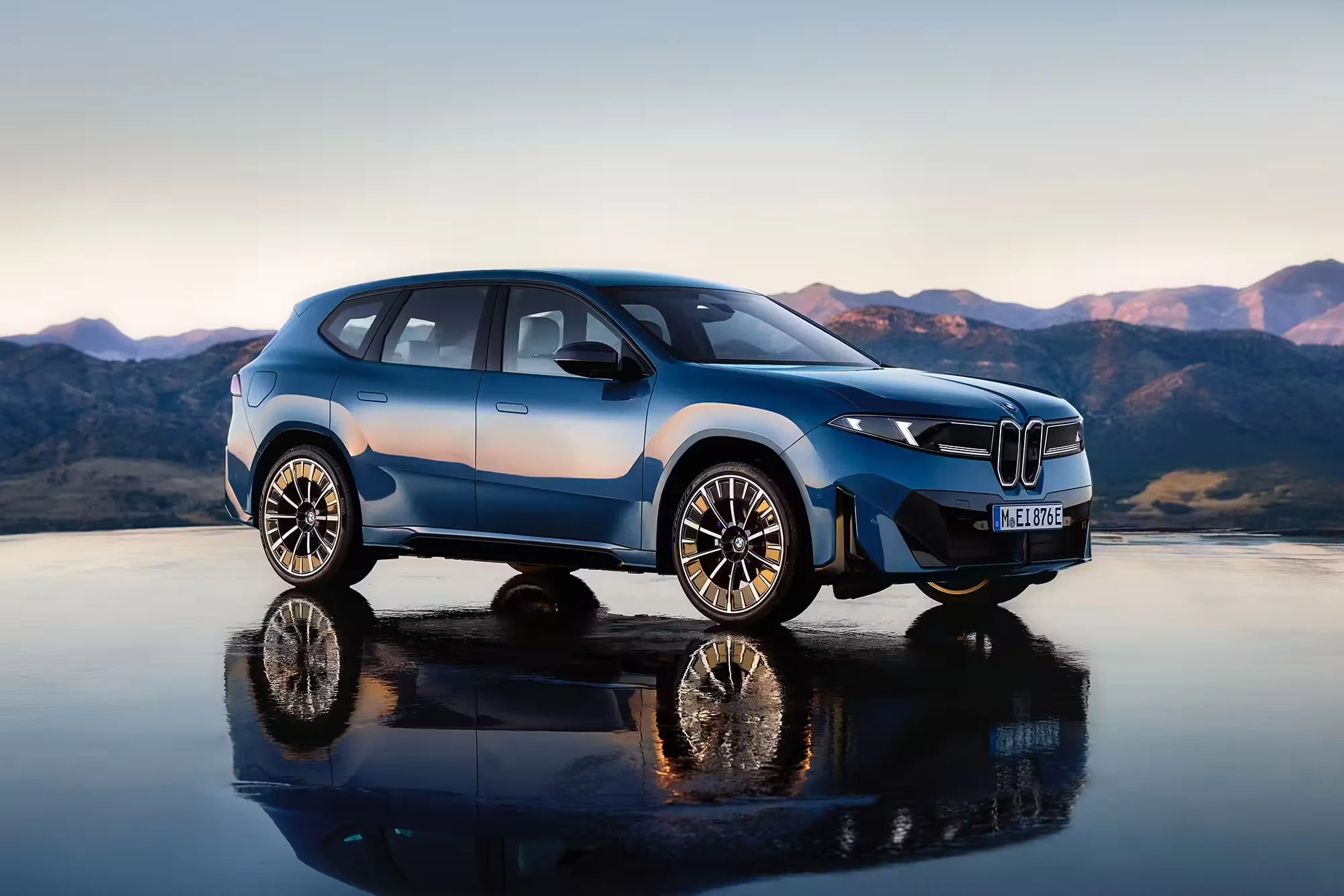 BMW Electric Vehicles: Model and Price Comparison | Buyer's Guide | Detailed Look at the All-New 2025 iX and iX3 | Recommended Models